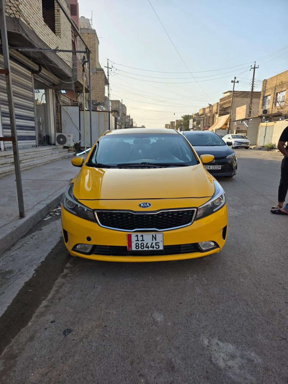 السلام عليكم ، فورتي موديل ٢٠١٧ امريكي ليبل واحد حادثها جاملغ خلفي الايسر وشي بسيط من الحوض السياره صبغه جديده تخم تاير جديد صدر امامي خلفي جديد منضومه زنون كامله يعني نهار شاشه وكامره و مكينه ٢٠٠٠ تبريدها ثلج ❄️ السياره جاهزه للاخير ماناقصها برغي السعر ١١٥ وبيها مجال بسيط مكانها بغداد البلديات للاستفسار ***********
