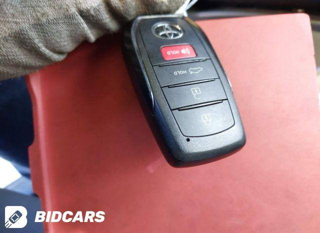 السلام عليكم كورلا هايبرد 2025
مواصفات Le بصمه لون سمنتي
ماشيه 6000ميل
ايرباك دركه وبرده
رقم الشاصي jtdbcmfe9s3105678
حاليا بالحره السعر 130
للاستفسار ***********
