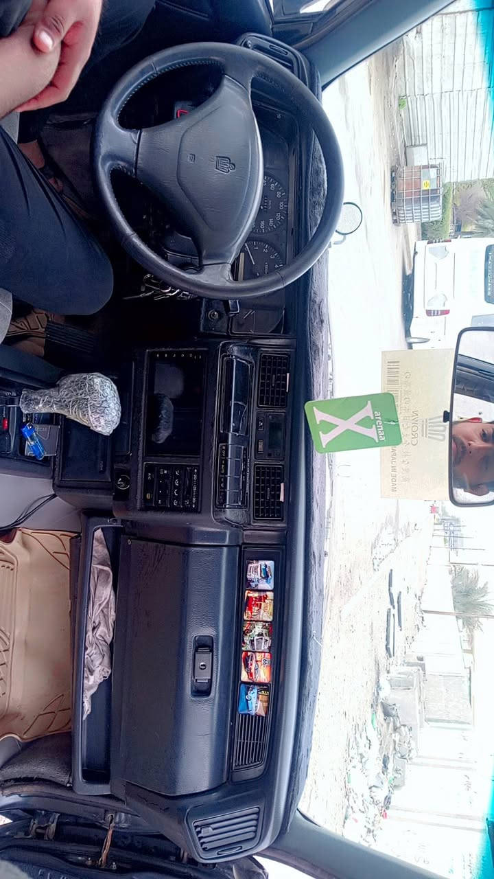 سلام عليكم ارنب كراون موديل 1994اصل سيارة مكفوله من ضربة مكينة وكير مكفولات كهربايات  كله شغاله صدرة جديد دواخل بل جيس قطرة خياس ما بية مسجل وسماعات شغاله تايرات نص عمر رقم دياله مشروع وطني ثاني يوم احولك مكاني بغداد حي ور رقمي ***********متواجد رصيد واساب المو شراي لا يتعبني السعر 78وبية مجال خابرني وتدلل اذا اكو مراوس حسب القناعة
