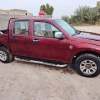 سياره البيع 2013سعره ٤٥وبيه مجال بسيط اتصل ع رقم 07834095290