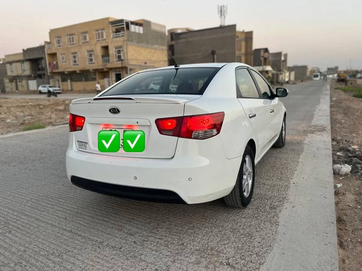 سيراتو خليجي ٢٠١١
رقم واسط بسمي 
مكينه ١٦٠٠
تبريد ثلج

سيارة مكفوله ماعده 
كارت بالبنيد عله كد شبر صبغ وكارت بجاملغ 

شراي اتصل 
السعر ٩٧ بيها مجال 
مكاني كوت حي زهراء 

***********
