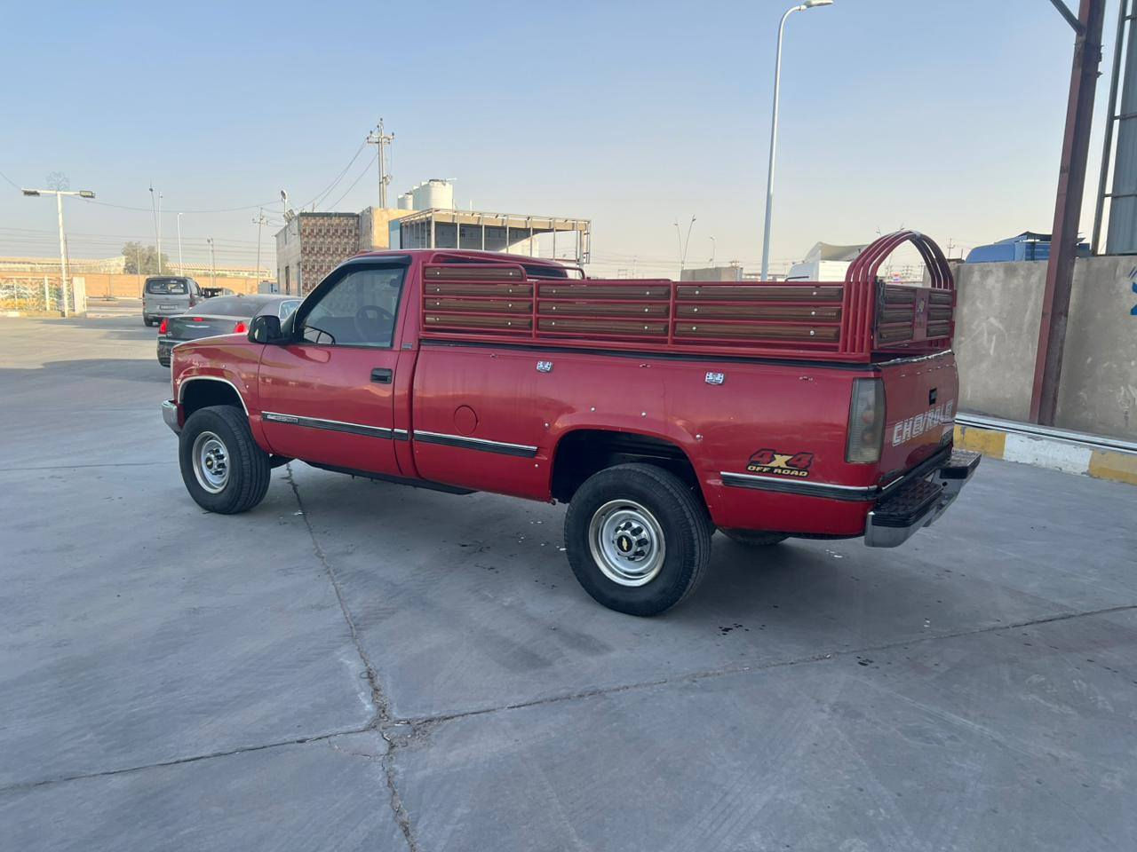 السلام عليكم
شوفرليت بيكم تك قماره فحل 8 برغي مديل 1992
محرك 350 كير 400 واكسن جدد حداده 100 بل100 أمامي وخلفي نافضها نفض كهربايات عامه شغاله بديها كلش نضيف تخم تاير جدد دواخل جدد سياره جاهزه رقم بصره مشروع وطني سنويه  2027 العنوان البصره السعر 48 الهاتف *********** الشراي يتصل
