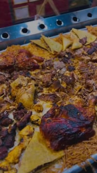 مطعم الكرم والفارس • الموصل حي الزهور • جلسات مريحة