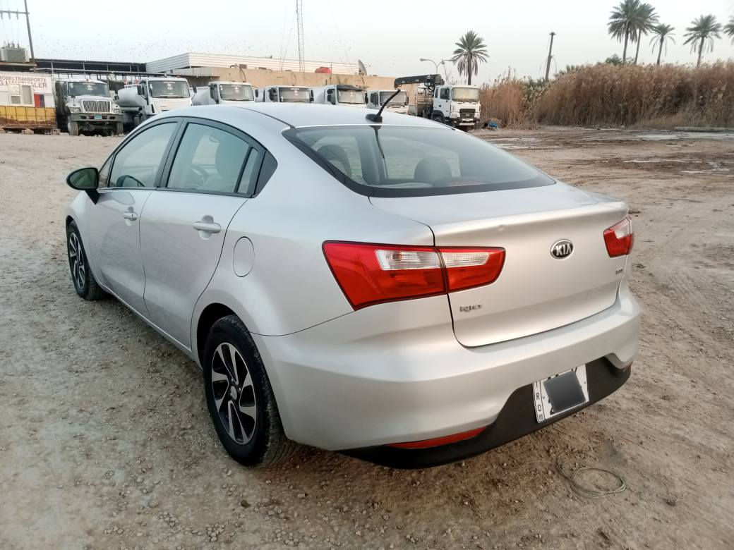 ‏من رخصة الأدمن ، للبيع فقط✅
‏( كيا ريو 2016 رقم بغداد بأسمي ، سنوية ورقم وهزة كلة جديد ، وارد امريكي صبغ جاملغ وبنيد فقط ، محرك 1600 GDI ، گير ومحرك كفالة ، صدر وحدادية وكهربائيات كلة تمام ، تبريد ثلج ، ماشية 105 ، تحتوي على نظام ايكو ، مانع انزلاق ، تحكمات استيرن ، سستم صوت متكامل ،  )
‏
‏#_السعر 92 وبيها مجال بسيط 
‏
‏#_للأستفسار ***********
