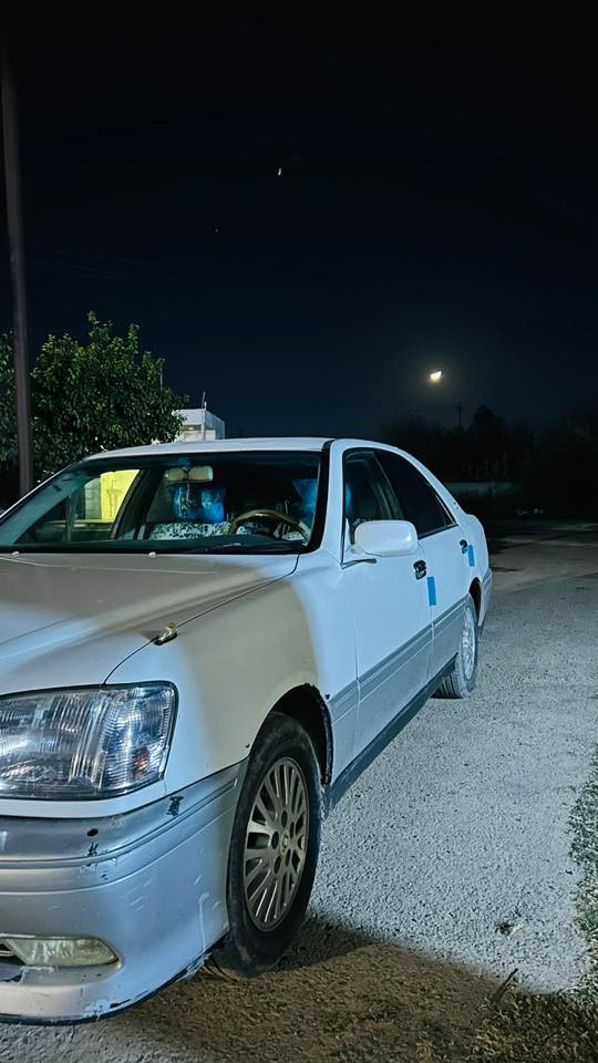 السلام عليكم للبيع ملكه محرك D4 جبير كير محرك شرط 
دكمتين  مكانها العلم 
السعر 29 وبيها مجال 
***********
