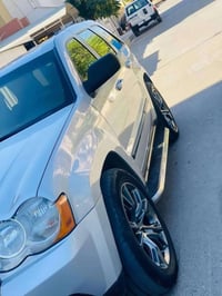 Jeep 2008, silver color رقم سليمانيه جديد دولي . السونار مرفق مع الصور...