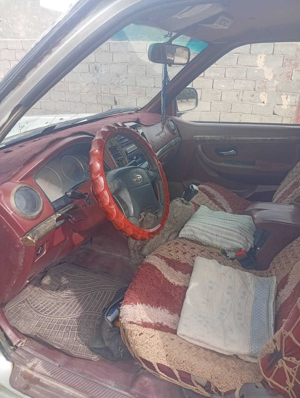 سلام عليكم  سياره لبيع كنوه موديل 2012
المكان الناصريه قضاء الدوايه 
السعر 37
الشراي ينتصل ***********
