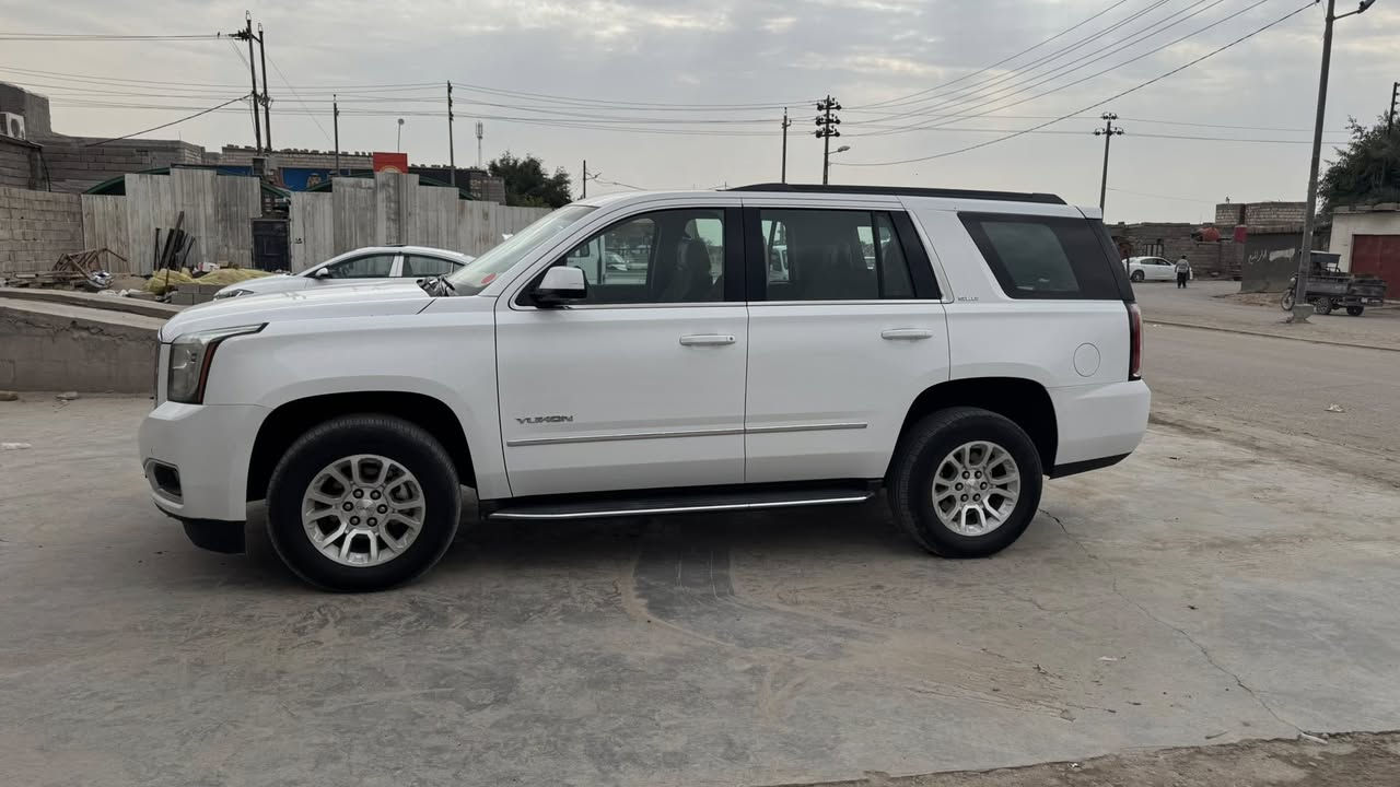 يوكن 2018 خليجي 

صبغ جاملغ خلفي ايمن وباب خلف الصدر
تبديل البنيد 
السياره جاهزه كير محرك 
ما بيها نقص مواصفات SLE
السعر 320 وبيها مجال 
***********
