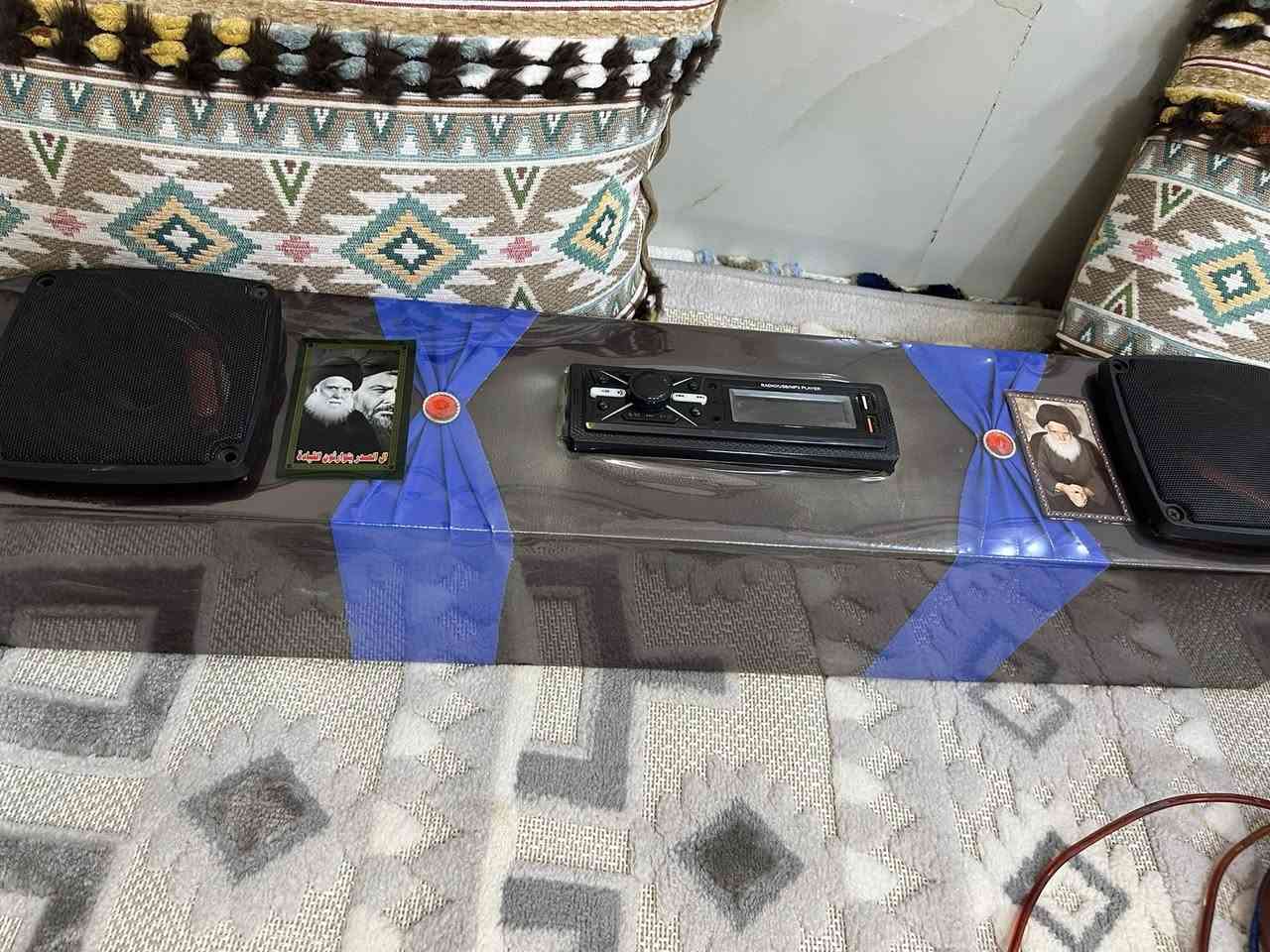 السلام عليكم ورحمة الله وبركاته
متاح مسجل نضيف كلش ومضخم حجم ١٢ مسجل محور بيه نشره داخليه للسماعات + محور شمعه ضوه داخل تكتك تصير  وبيها دكمه وحدها مثل ما واضحه بالصوره هاي + فيش مالته وقفايص كاملات تجي تاخذهن كلهن كامل مكمل بس تربط حار وبارد وكلشي يشتغل عندك ما بيهن اي نقص شراي يجي خاص ويدلل


**إذا كنت صاحب هذا الإعلان وتريد حذفه لأي سبب، رجاءا أرسل رسالة إلى الدعم الفني**