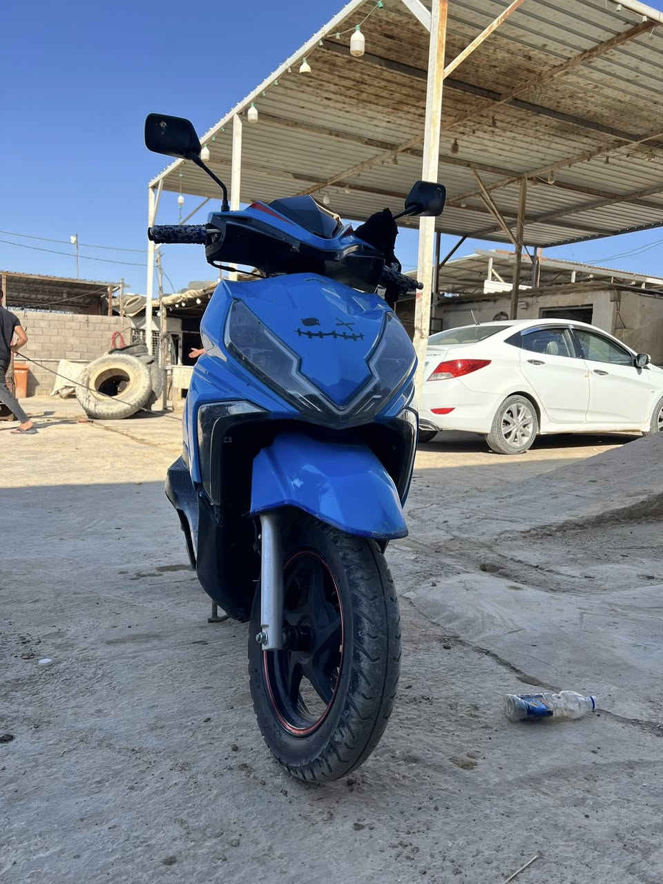 سلام عليكم
سنفور شنك
موديل ٢٣
مكمرك وبي اوراق كامله
دراجه نضيفه 
لستفسار اتصال بل رقم
***********
