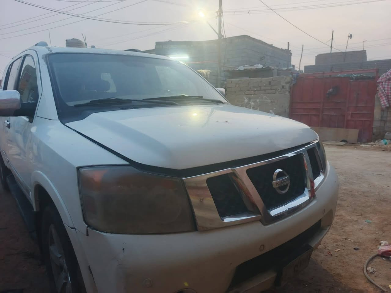 سياره نسيان رماده البيع مديل 2011 وارد أمريكي سياره جاهزه من كلشي تخم تاير جديد َيل كب  حداديه جديده كهربائيات كلها شغاله من طول الطول محرك وكير خير من الله رقم صدامي عندي مستمسكات راعيها كلهن بس رقمه راح مني ابيع بدون راعي السعر ب75 وبيها مجال وذه اكو مراوس اروس مكاني البصره القرنه رقمي *********** شراي يتصل سياره بيها صبغ ومعجون بل صفحه
