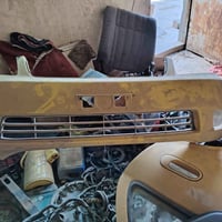 غراض نيسان صني تفصيخ 1_بيبان نيسان صني  تخم الون اصفر نظيفات مع اليدات...