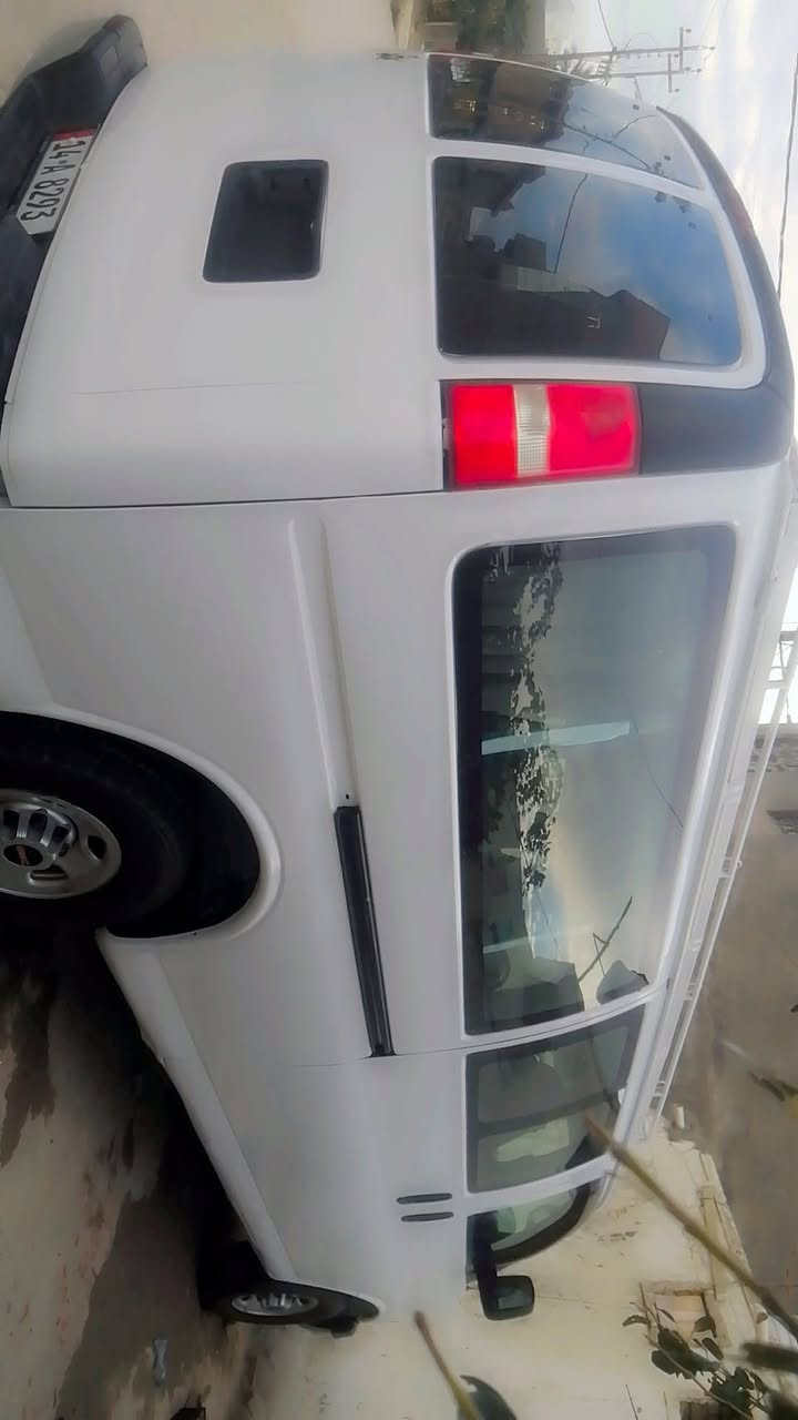 السلام عليكم سفانا موديل ٢٠٠٦ مكينه وكير واكسل وحدايه وتخم تاير وتبريد كفاله مصبوغه عام لجماليه رقم انكليزي الاستفسار الاتصال *********** غير موجود ع الفيس
