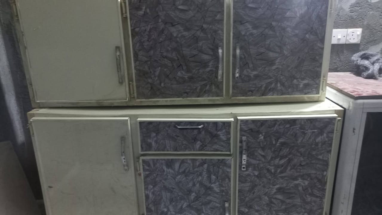 كاونتر الرصاصي تسكام نضيف جداا السعر ١٢٥ قفل
كاونتر الأبيض سوكي جديد ممستخدم السعر ٧٥ قفل 
عنواني تراث البياع


**إذا كنت صاحب هذا الإعلان وتريد حذفه لأي سبب، رجاءا أرسل رسالة إلى الدعم الفني**