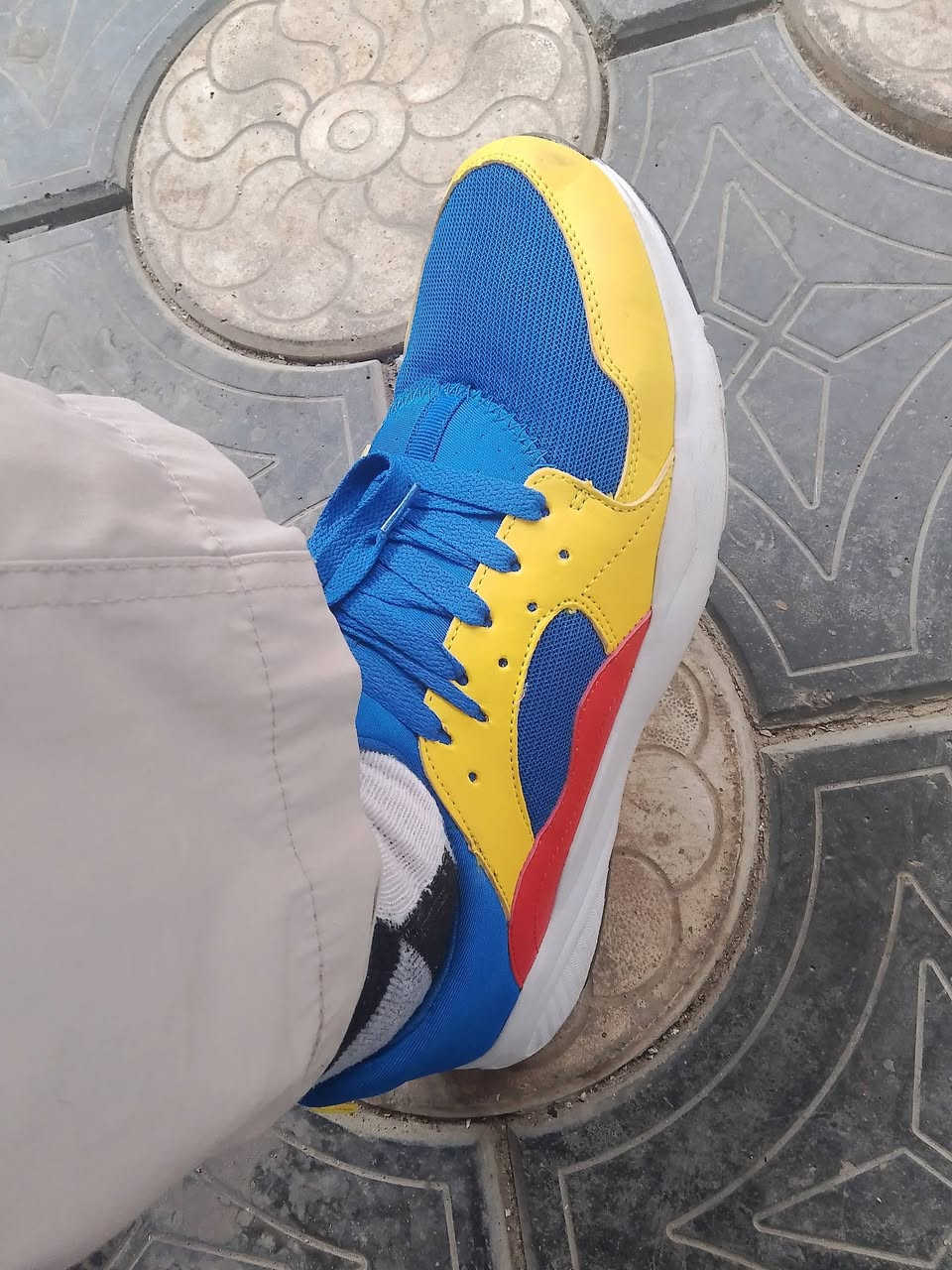 قطعه تخبل چفت خفيفه مريحه 
القطعه المانيه
القياس..يلبس 44و44.5
طول القدم..29سم
للحجز والاستفسار راسلنا واتس اب وماسنجر عله الرقم ***********ابو ايمن
توجد خدمة توصيل كل المحافظات
