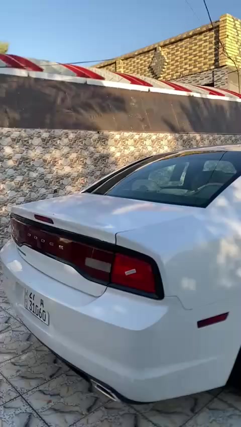 سلام عليكم ورحمه الله وبركاته 
جارجر ٢٠١٣ خليجي 
جاهزه من كلشي 
استخدام شخصي 
رقم ذي قار 
ومكانها ذي قار 
بدون ضربه تريد تحويل تريد وكاله 
بقية التفاصيل خاص وتدلل 
السعر ١٦٥ وبيها مجال حك الجيه 
ماعجبك السعر فدوه ألك السياره


**إذا كنت صاحب هذا الإعلان وتريد حذفه لأي سبب، رجاءا أرسل رسالة إلى الدعم الفني**