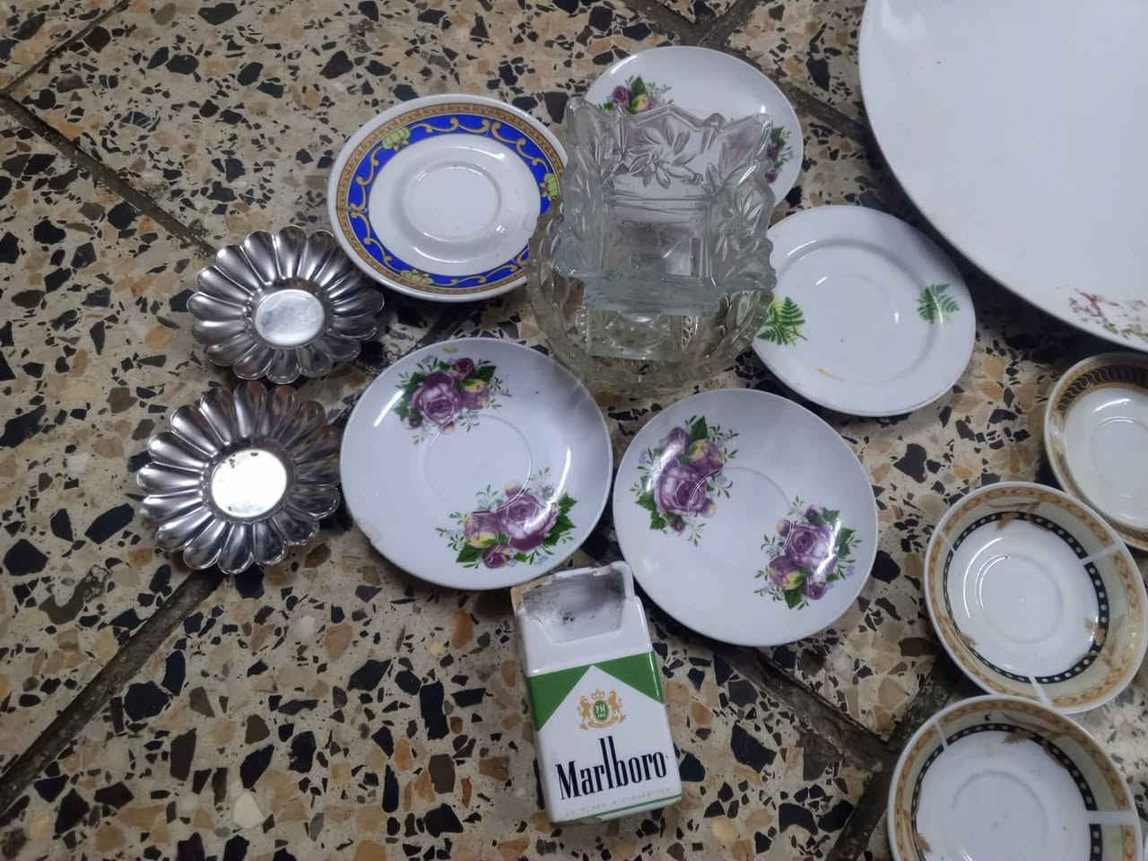 فرفوري نضيف وبدون ضرر
كله 15بيع مستعجل 
حي تراث


**إذا كنت صاحب هذا الإعلان وتريد حذفه لأي سبب، رجاءا أرسل رسالة إلى الدعم الفني**