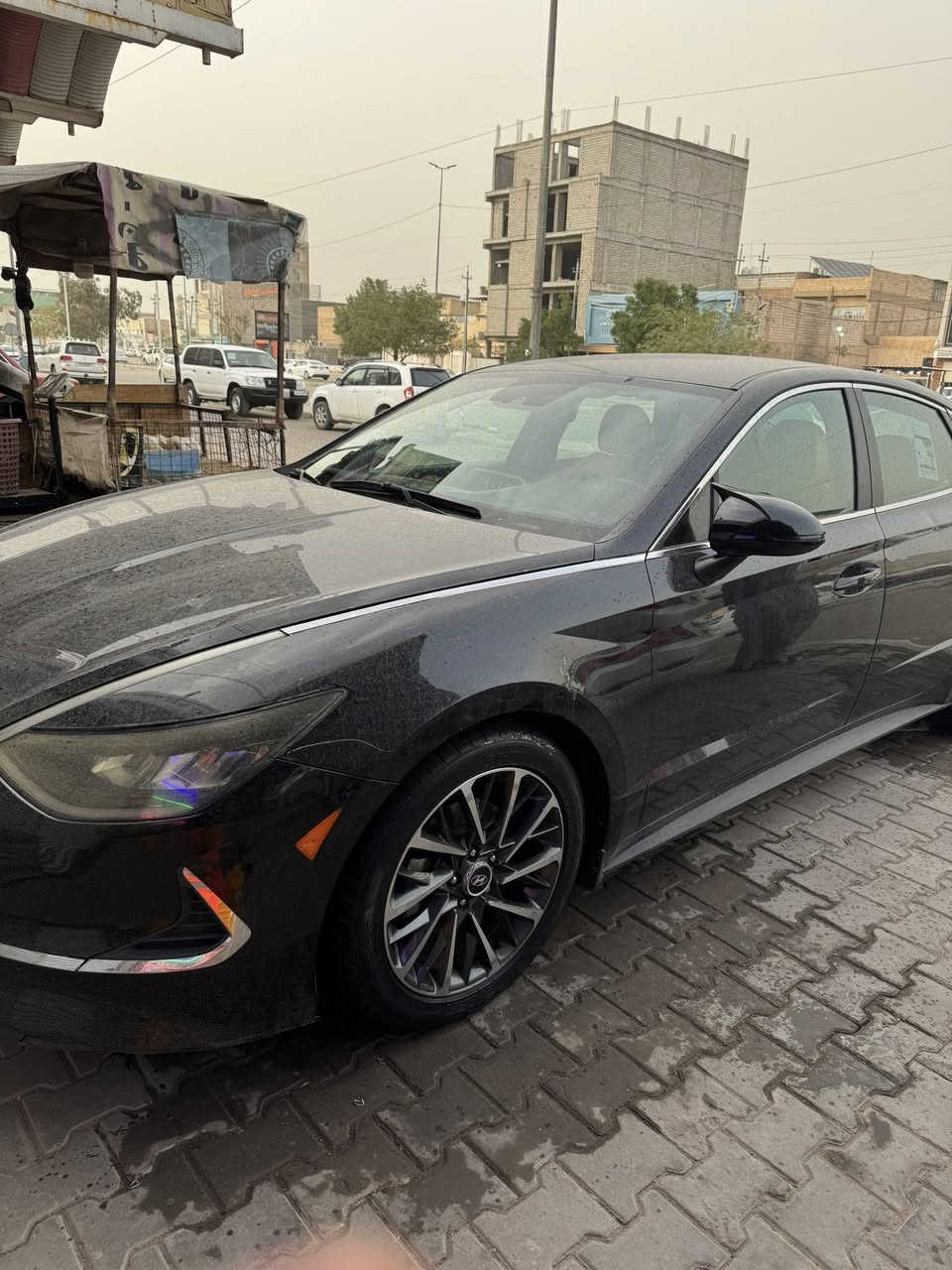 السلام عليكم 
سوناتا 2021 بيها حادث امريكا موضح بلصوره 
وبلعراق بيها شخط من جوه بلبيبان ومصبوغ الشخط من الجوه يعني مو البيبان كلهن ودوار الجاملغات بس الادوار 
حادث امريكا بس جاملغ وجنطه كلير 
نص فول السياره 
جاهزه من كلشي 
سياره جديده ماشيه 30ml
موجوده بلنجف رقم اربيل 
بيع او مراوس 
سعرها 150 وبيها مجال 
رقم التلفون ***********
