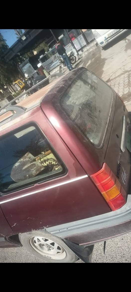 كاديت للبيع محرك لا صرف ولا نفخ شاصي شرط موديل 91 رقم نينوى ابيها فحم في فحم سعرها 15ورقة عنوان نينوى 
***********
