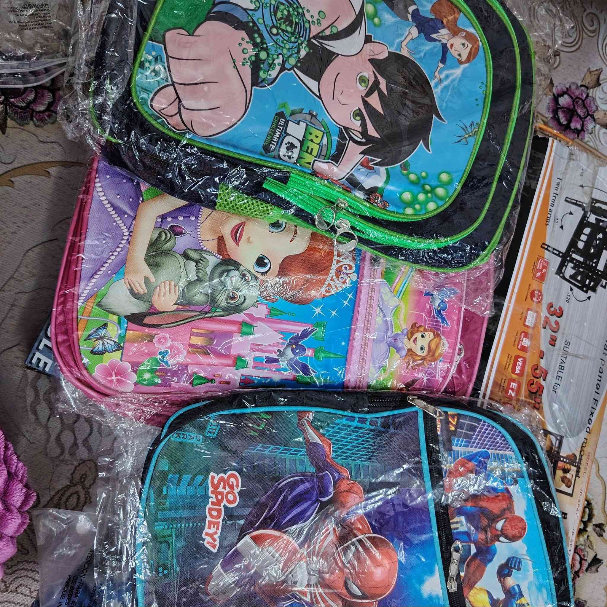 شلعة منزلي تصفية منو يريدهن ٤ حقائب مع إلكترونيات ونواعم كلهن ب ٧٥ الف
ومتوفر شلعة ملابس شتائي أيضا


**إذا كنت صاحب هذا الإعلان وتريد حذفه لأي سبب، رجاءا أرسل رسالة إلى الدعم الفني**