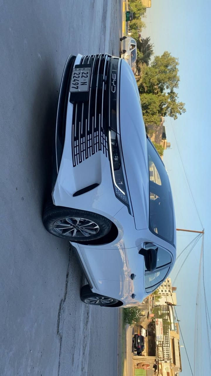 السلام عليكم بي واي دي دستروير
BYD :DESTROYAR
2025
ماشية 10الف

مواصفاتهة معروفة 
🔹لايت لد زنون +كشافات
🔹دخول ذكي + كارت + بصمة 
🔹اشاير مري 
🔹ماطور لايت (يصعد وينزل )
🔹اوتو هولد 
🔹مود درايف 
🔹سايد بريك ذكي كهربائي 
🔹شاشة قلاب كبيرة معربة 
🔹عدادات شاشة رقمية 
🔹تبريد قطعتين ❄️ 
🔹كراسي جلد رياضية ابيض 
🔹كير ماوس 
🔹زر HEV+زر EV
🔹منافذ طاقة امامية +خلفية  شحن سريع
سياره رقم اربيل تحويل مباشر مكاني بغداد 
سياره مدوشمه عام أرظيه وصندوك وكشنان السعر 128ورقه


**إذا كنت صاحب هذا الإعلان وتريد حذفه لأي سبب، رجاءا أرسل رسالة إلى الدعم الفني**