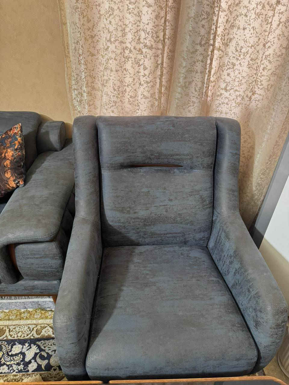 يمعودين عندي هذا التخم للبيع تركي خشب زان نظيف كلش ماخذته ب11ورقة واريده هسه بـ750الف تشترو لولا 

 لان تعبت من الناس تكسر بالحاجه لو حاجتكم تكسرون بيها ؟ عجيب  😭😂

 المهم مكاني حي الجهاد اللي يريده يجي ويشوفه


**إذا كنت صاحب هذا الإعلان وتريد حذفه لأي سبب، رجاءا أرسل رسالة إلى الدعم الفني**