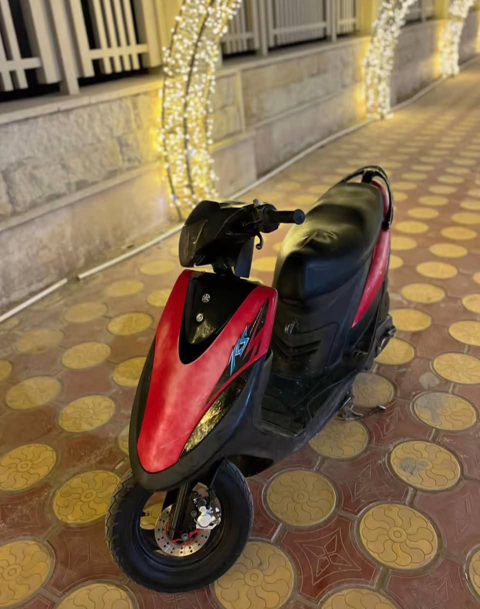 سلام عليكم دراجه ماكس عدله  للبيع رمبه صالي شهر ونص من اخذتهة من الرمبه  الدراجه كامله من كل النواحي. شغل سلف واتوكل عله الله. الدراجه بيهة صالنصه رياضي  سلف رياضي   كفرات ختم واحد من الايت للبك لايت لون احمر جارد المرغوب  السعر 850 العنوان نجف   شارع الغدير  واتساب متوفر  فقط مكلف بل نشر رقم صاحب الدراجه ***********  الموشراي لا يراسل
