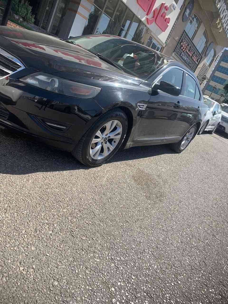 سلام عليكم  
سعر( 115$ ) *********** 
فورت تورس للبيع رقم سليمانية 
موديل 2011  مكينة 6 سلندر ( 3500 )
السيارة مكفولة من الضربة والصبغ  بدون اي حادث
تبريد قطعتين 
كشنات كهرباء 
كود ع باب 
ليد بدعامية 
تحكمات استيرن 
سنوية جديد
هزة جديدة 
شرط تحويل 
اخوان سيارة برغي نقص مابيهة من كل نواحي 
مكان سيارة بغداد الراشدية
