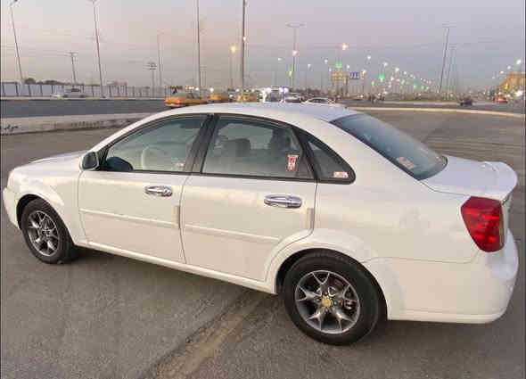 اوبترا 2012 اوتوماتيك 
الشركة العامة رقم بغداد انكليزي 
شاشة كبيره شاشات خلفية كاميرا 
هزه بعدها ماساقطه يعني تحويل ثاني يوم 
السونار موجود بالمنشور البارحه ماخذه فقط قبق الجنطه صبغ بدون تبديل 
السعر 83 وبيها مجال 
***********
