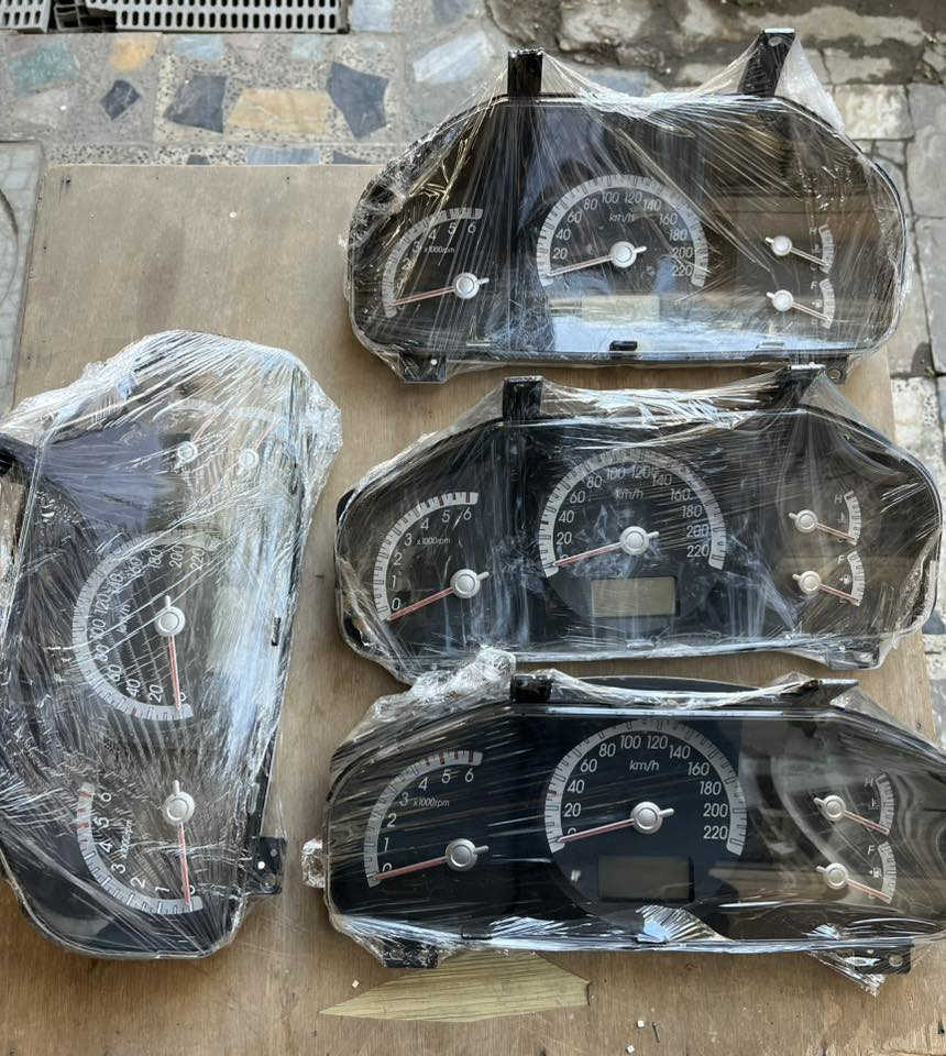 سلام عليكم اخوان … 
متوفر كيجات سبورتج ٢٠٠٧-٢٠٠٨-٢٠٠٩ -٢٠١٠ ابو الحماوة رون ٦ على الفحص 
السعر (٥٠) الف 
بغداد- المشتل 
***********
