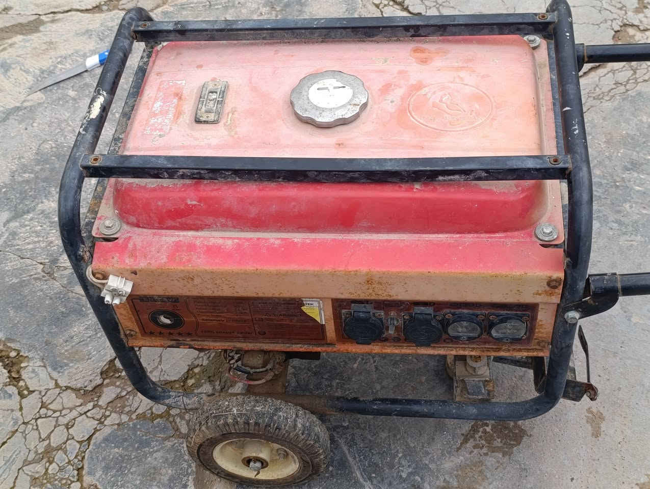 سلامه عليكم مولد اللبيع ثنين ونص سعر 125اي ستفسار ع هاذ الرغم ***********
