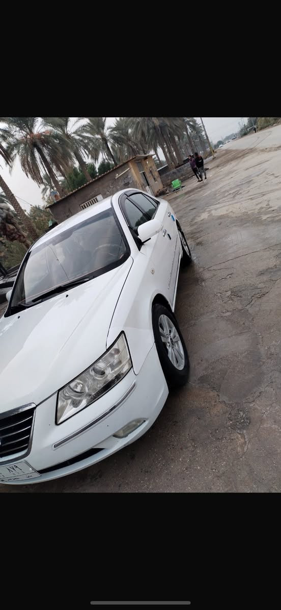 سوناتا موديل 2009 خليجي مكينه 2400 5 كير سونار مرفق بلمنشور رقم الهاتف *********** السعر ١٠٧
