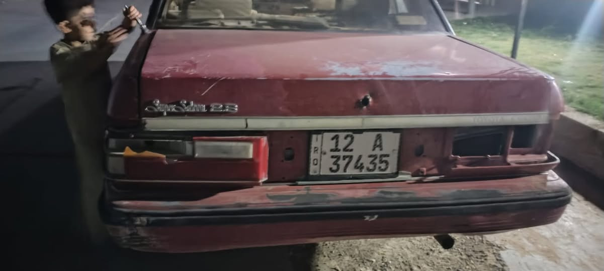 سوبر 85 مكينه اصليه  بيها اثر بخار الكير شرط الابواب والتكم ما بيها صبغحتى راديتر مال تبريد بيهاا مراوس ترهم رقم ***********
