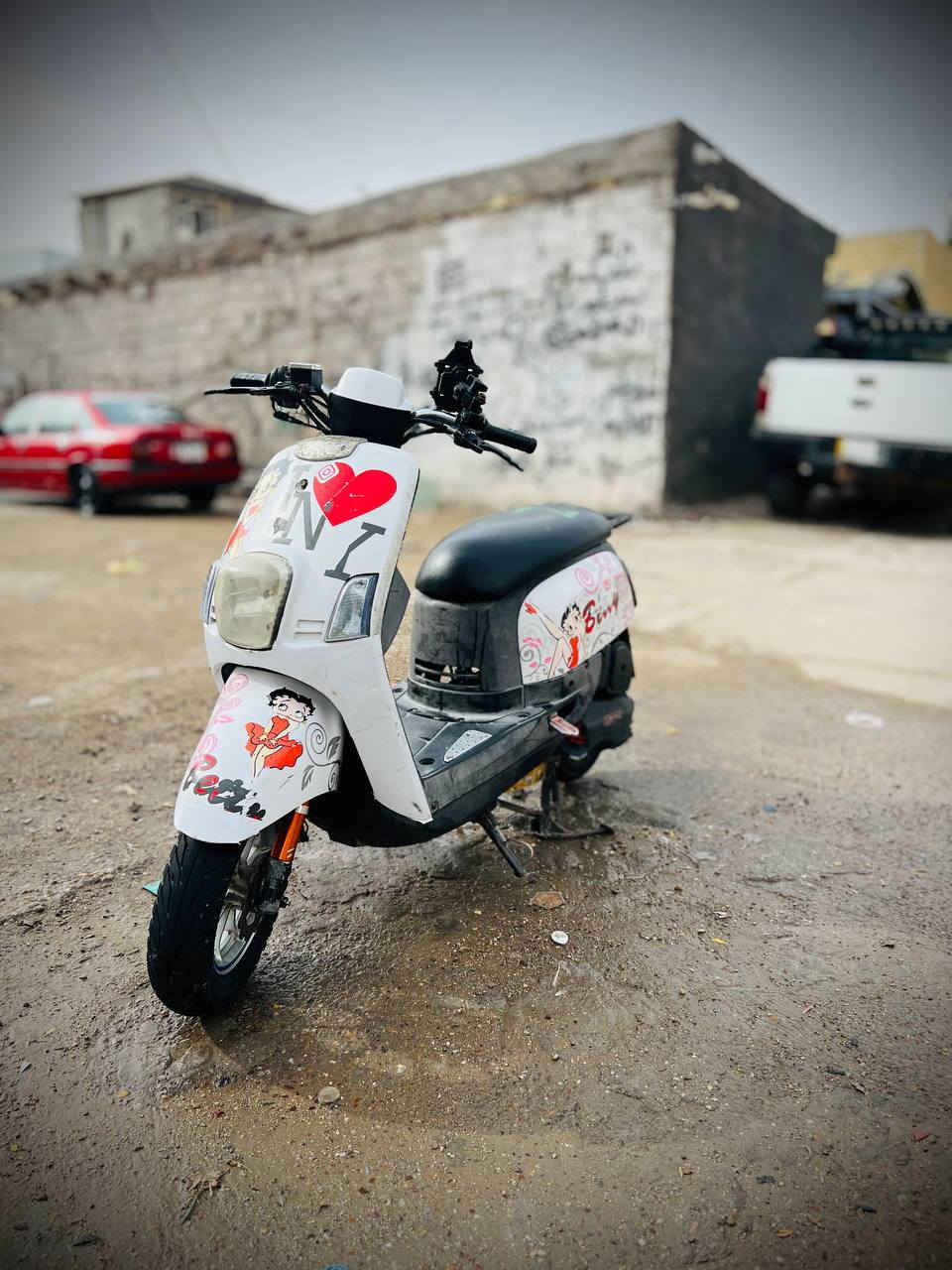 سلام عليكم 
ماكس بوليس ابلاديه مكفولة من كلشي سرقه اوراق كامله وبيهه غراض اصليه كلهه 
صدر اصلي مشمشي
دبل خلفي مشمشي اصلي 
صالنصه صجميه اصليه 
قبق اكلجات سمارت اصلي 
قبق افلاوين اصلي فضي 
قبق بانزين اصلي فضي
 شيال اصلي مشمشي 
يدات اصليه سود 
عضمات اصليه سود 
ملقط مشمشي اصلي 
طلعات مشمشي اصلي 
سبايدر اصلي ألياف 
ويل امشيف اصلي 
قطرة دهن اصليه سمائيه 
براغي دواسه اصليه 
منظومه زنون اصلي 
كفر ابيض موشم 
دراجه تخبل مكاني الدوره السعر خاص ***********بدون واتساب
