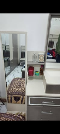 غرف تركية للبيع 9 قطع استخدام 6 اشهر فقط  الغرفة بحالة ممتازه ونظيفه  ...