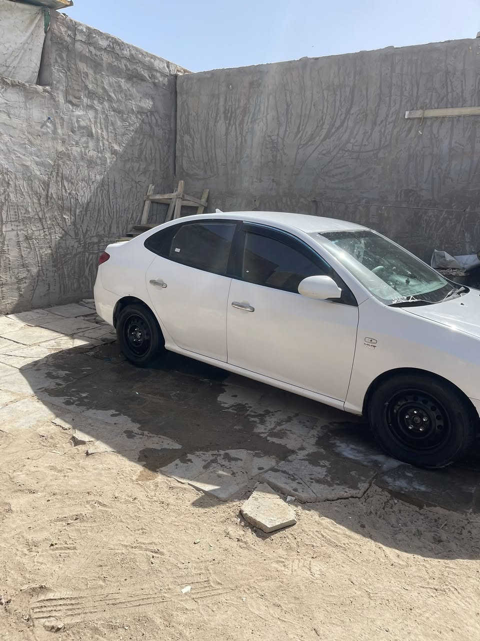 لبيع  موديل 2009 
سياره جاهزه حداديه تخم تاير 
كير مكينه مكفولات تبريد ثلج ❄️دوشمه ضوئيه ستوني مسويه 
سياره بيه قطع صبغ 
سياره بابل مكان نجف مناذره 
سعر 95وبيه مجال 
رقم الموبايل ***********
