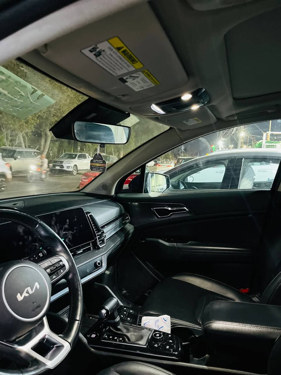 سلام عليكم..كيا سبورتج للبيع..2023 وارد امريكي اعلى مواصفات بل سبورتج.. حادثه جاملغ وباب امامي..سياره كامله وجاهزه..مكاني بغداد بلديات للتواصل والاستفسار..***********
