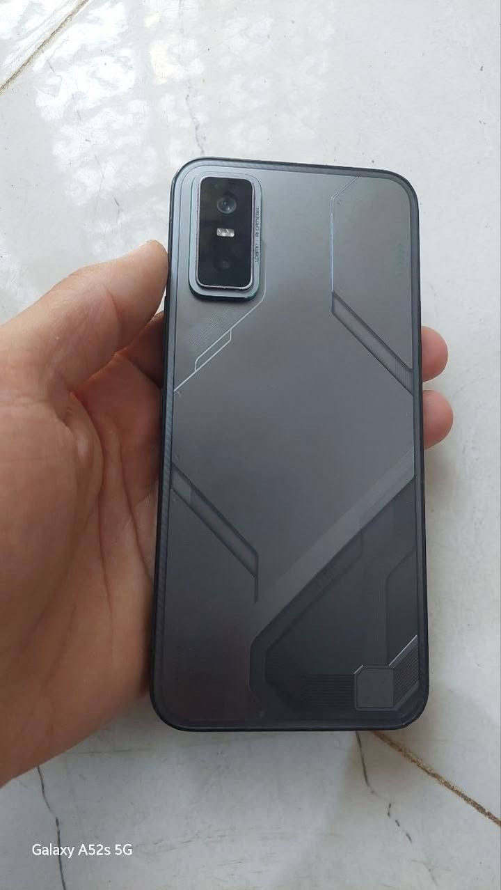 السلام عليكم
Infinikx GT 30 pro

ذاكره 256 
شخط مابي الجهاز جديد وبعده بوضع الشركه 
للبيع او مرواس بايفوان حسب الرغبه 
للتواصل:خاص 
او *********** 
او واتساب
