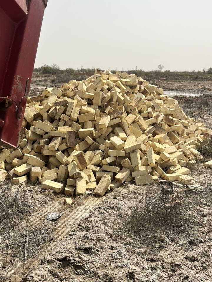 ‏سلام عليكم طابوق عادي + جمهور

‏طابوق درجة أولى والتوصيل لجميع المحافظات￼

‏***********
