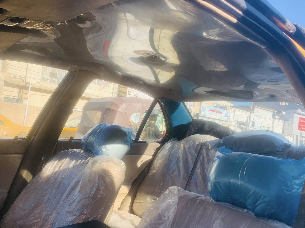 شلام عليكم  من رخصت صاحب لكروب 
سمند للبيع موديل 2010كامله مكمله صدر كهربائيات تبريد 
غرفتها حلوه مشيها حلو سعرها 29$وبيها مجال مكاني دوره شارع ميكانيك استفسار ***********موجود بي واتساب.
