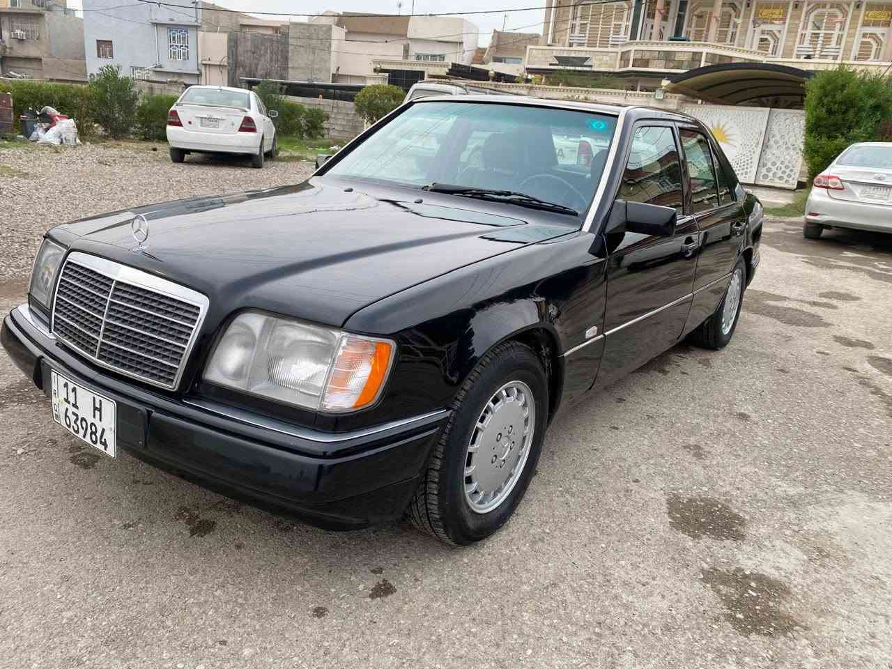 للبيع او مراوس 
مارسيدس بيبي اصل 320 محرك خراطيم موديل 93 رقم بغداد باسمي سيارة بدون نقص تبريد شغال وخير من الله مكاني ديالى شهربان 
السعر 78 وبيها مجال كلش بسيط 
***********
