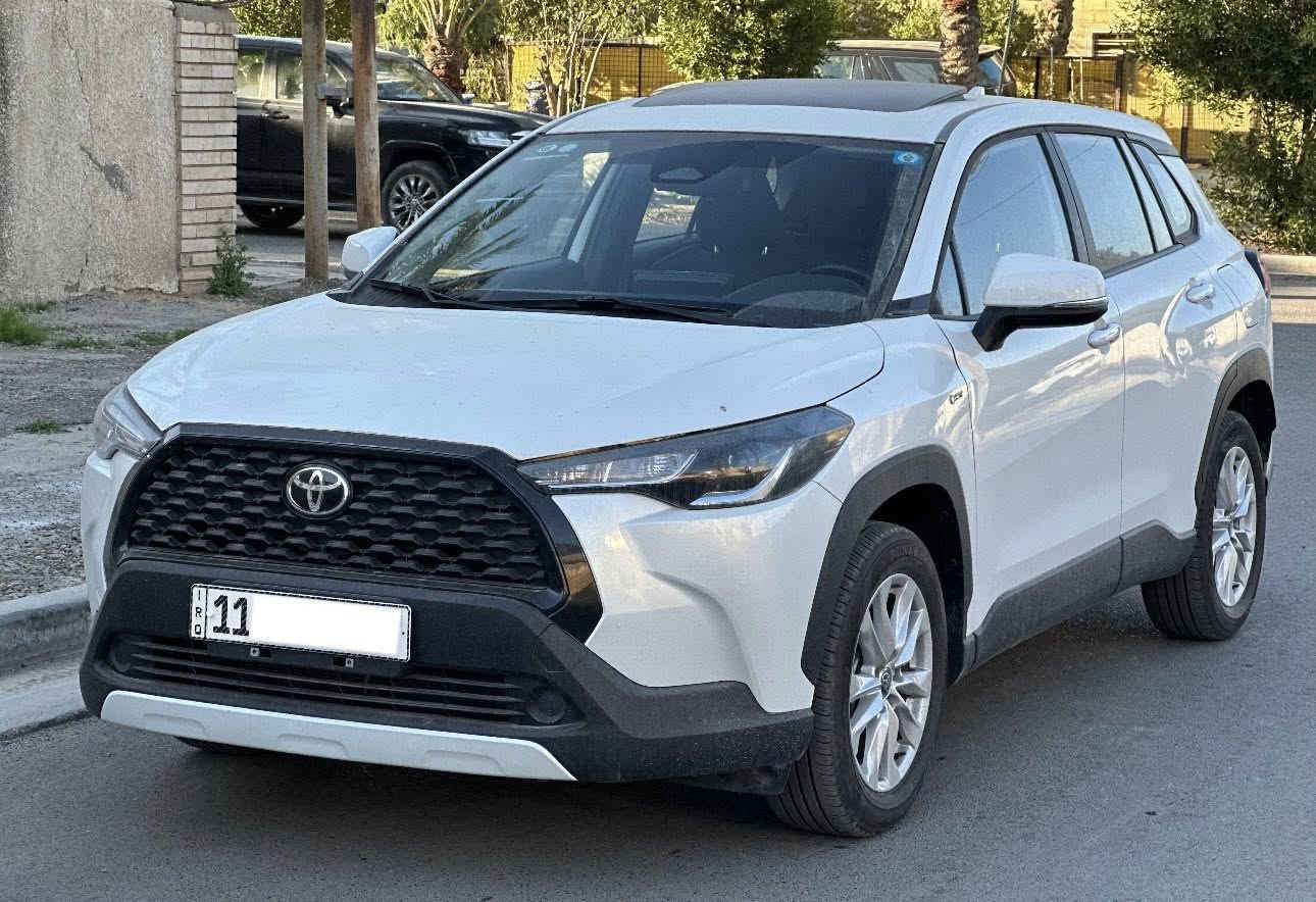تويوتا كورلا كروز خليجي هايبرد موديل 2024 بحاله الزيرو
جديده جدا بدون ضرر رقم بغداد بأسمي تحويل مباشر
عداد المسافه 9 كم المواصفات فتحه سقف رادار امامي
تبريد شاشه قطعتين نضام تحديد مسار شاشه ابل كار بلي
نضام ترحيب عن قرب ذاتي قياده الاليه تحكم مقود اربع جهات
واكرر السياره جديده جدا وبوضع الزيرو تعتبر المكان المنصور 
للاتصال ***********
