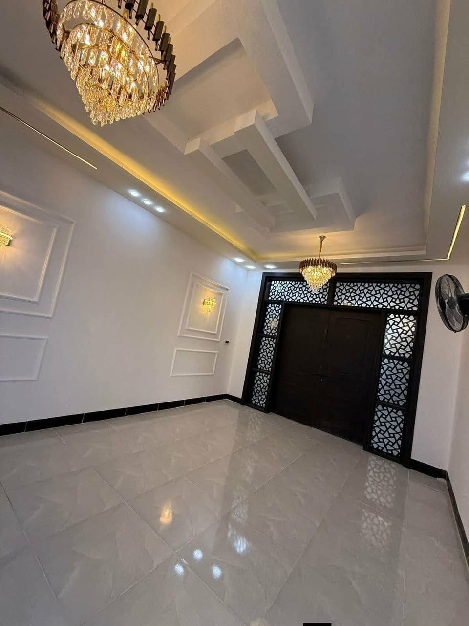 نتعامل بل القسط والنقد
🏡✨ المفتاح الذهبي للعقار والمقاولات ✨🏗️

نضع بين أيديكم خبرة، مصداقية، وثقة في عالم العقارات والمقاولات.

🔑 بيع وشراء العقارات🔑 تأجير وإدارة الأملاك🔑 خدمات المقاولات والبناء🔑 تعامل قائم على الأمانة والمصداقية
***********
