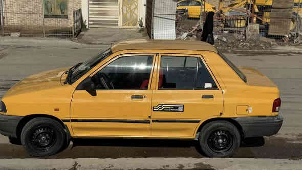 ‏سلام عليكم شباب سايبة للبيع موديل 2016
‏مقفولة جيرو المحرك وتبريد شواص وقشر 
‏سيارة حلوة مرتبة رقم ألمانيا بغداد 
***********￼
