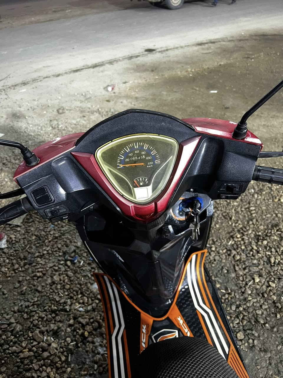 السلام عليكم دراجه جامبو صيني الدراجه كامله مابيها اي نقص نضيفه مكينه ناعمه السعر 250


**إذا كنت صاحب هذا الإعلان وتريد حذفه لأي سبب، رجاءا أرسل رسالة إلى الدعم الفني**