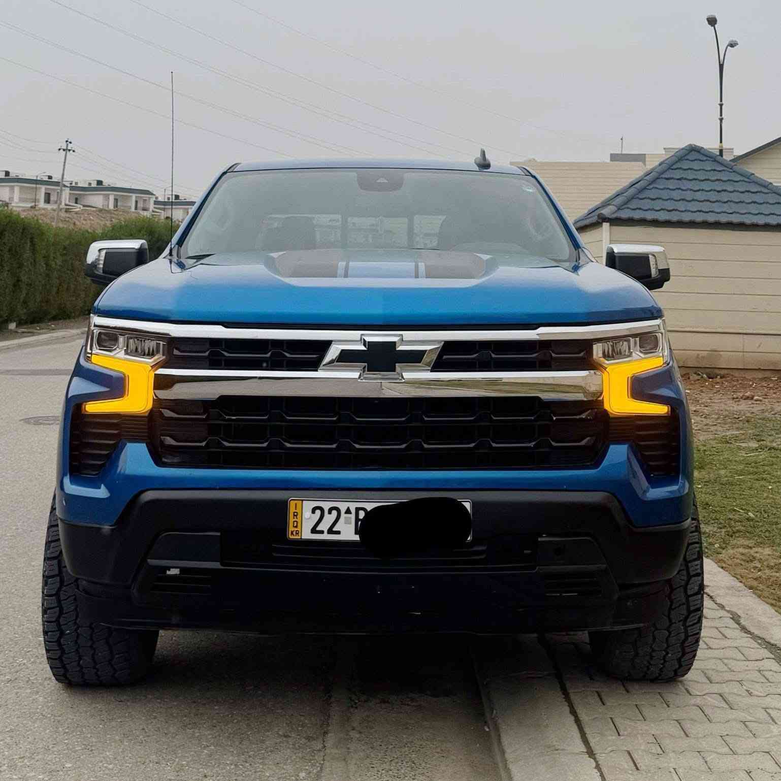 سلفرادو 2024 مواصفات Z71  اصل السياره بمعنى الكلمة جديدة جدا جدا ماشيه فقط ((( 18 ))) الف يعني اخت الصفر  محرك 5300 ال 8 سلندر المرغوب طبعا فور ويل 4X4 

دشبول تاهو 

باب طويل بودي قصير المرغوب 

سياره مميزة جدا جدا 

 رقم هزه فحص كله جديد مباشرة تحويل .. 

بجم كبس برغي ممفتوح ضرره جانبي 

قطعتين صبغ جاملغ خلفي وباب خلفي بدون دواخل

تفاصيل …

لون ازرق بحري مميز جدا جدا  

شاشات الكتروني كير طرح المرغوب

كير بالستيرن ايضا رياضي  

كشن كهرباء 

كامرات عدد 5  دواره 

شاشات الكتروني كثير من الاوبشنات 

كشنات تدفئة وتبريد وستيرن تدفئة 

رادار امامي 

نقاط عمياء جوانب

شاحن واير ليس 

شغال عن بعد بصمات ابواب وتشغيل 

مرفعة امامي ترفيع ٢ ونص انج 

الاضافات ..

دوسات بلاد .. قبغ بودي  .. ويل كب وتاير جبلي ٢٠ امريكي اصل مميز جدا جدا 

ويل مميز ايضا 

صبغ فقط جاملغ خلفي باب بدون شاصي كفالة عامة باقي السياره

ايرباك فقط برده 

السياره من كل النواحي جديدة جدا من التفاصيل 

يعني جاهزه ماتحتاج اي مصاريف 

بجم كبس كلبس مامفتوح بيها 

جاملغ خلفي وباب خلفي فقط بدون دواخل ضرر كلش بسيط وخفيف وسيارة نظيفه كلش ماشاءلله

***********
