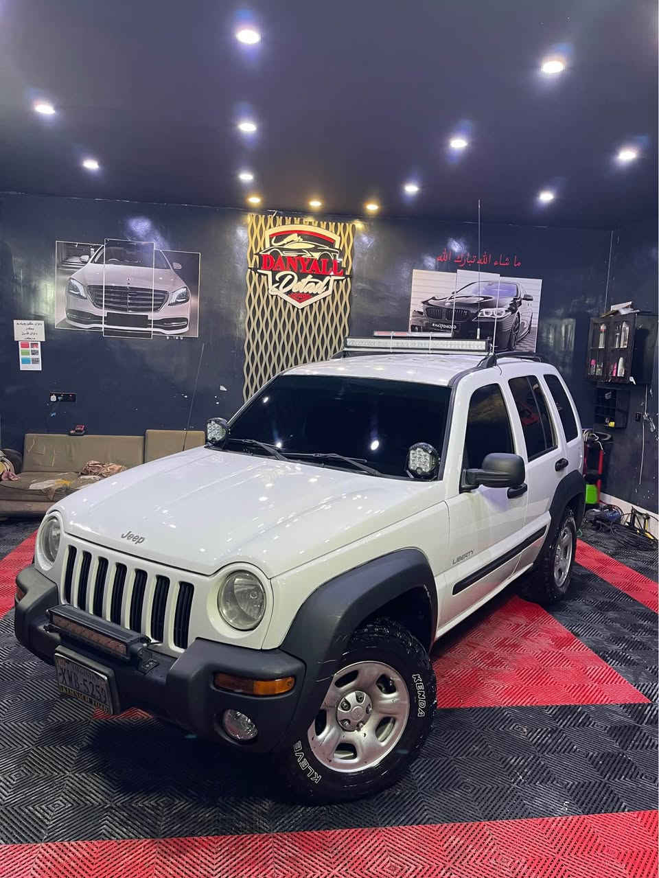 Jeep 2005
٤ تەیەو ویلی لۆک
مەکینە ٣.٧
٦ بستۆن
١جەمەلاخی بۆیاخ
کتاب مزەیدە
هەموو گیانی بەشەرت
گیرو مەکینە دەبڵ ئەکسل بەشەرت
***********
شوین قەلادزی
***********
WhatsApp بشدار, السليمانية
