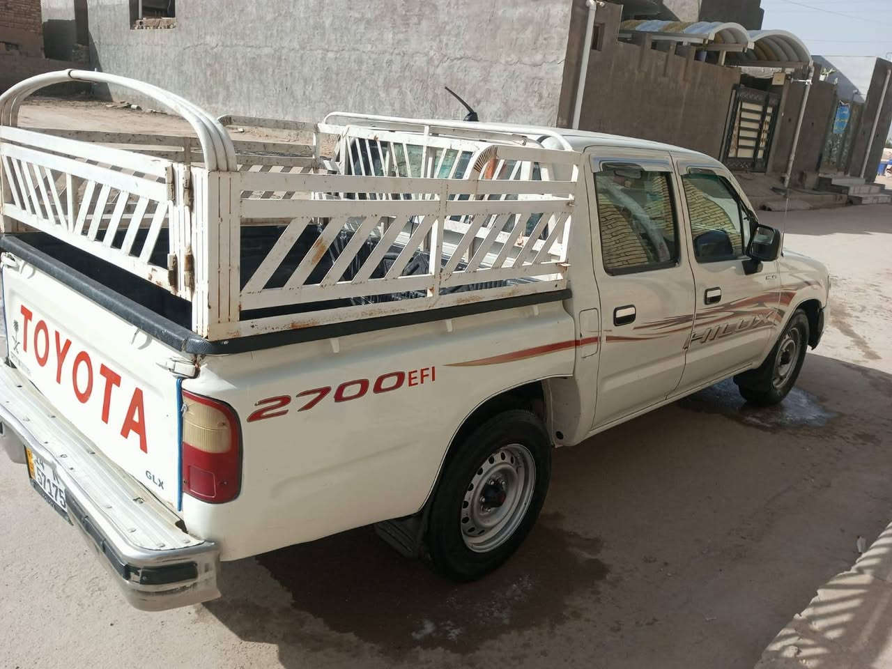 سلام عليكم تيوتا هايلوكس موديل 2005بصره انكلزي كفاله عامه شاصي مكينه وكير وحداديه تخم تأير تبريد ويه السويج جاهزه تحويل بيع مراوس مكان ناصريه غراف *********** بغداد, العراق
