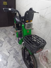 ماطور شحن • شبه جديد • مستعمل