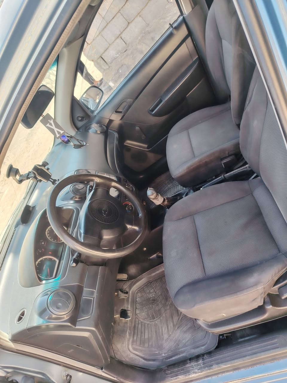 سلام عليكم اخوان للبيع افيو موديل 2008 رقم بغداد انكليزي بسمي سنويه لسنه27 تبريد تدفئه شغاله مكينه بيه خيط بخار بسيط بس تنقص بدون دخانه وجاي اروح بيه للانبار وارجع يعني حلوه مكينته كيره خير من الله حداديه بس شموع مكان السياره حله حي الجزائر قرب مستشفى مرجان سعر 43 وبيه مجال بسيط الاستفسار أكثر ***********
